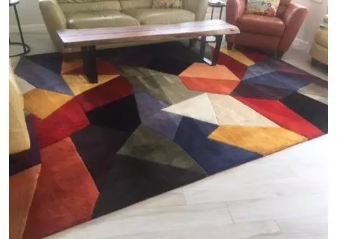 Colorful 8x11.5 foot all wool rug